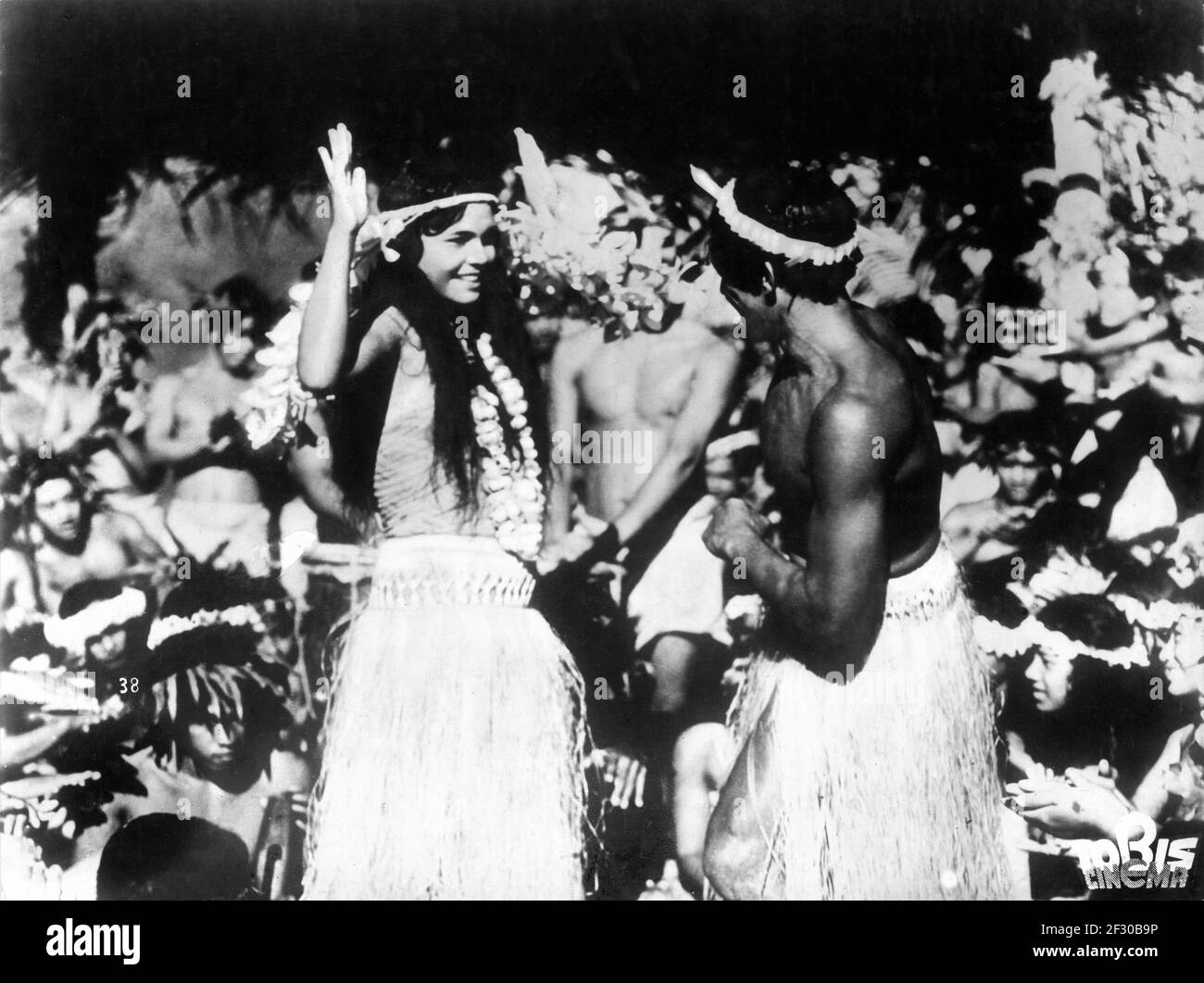 ANNE CHEVALIER and MATAHI in TABU : A STORY OF THE SOUTH SEAS 1931 director F.W. MURNAU told by F.M.MURNAU and ROBERT J. FLAHERTY Murnau - Flaherty Productions Stock Photo