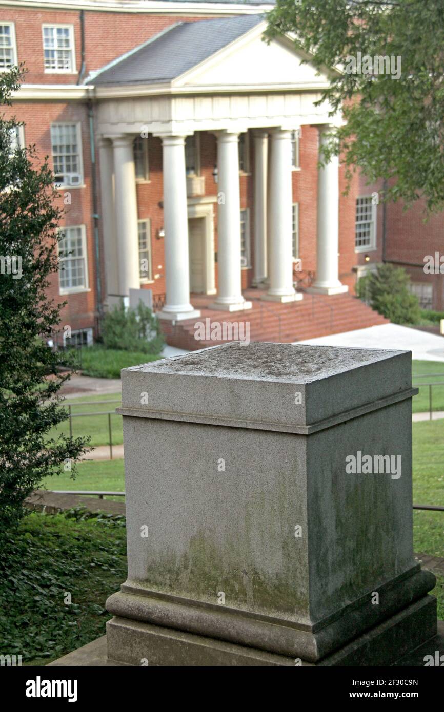Randolph College , Lynchburg, VA, USA. The statue of George Morgan Jones removed from its pedestal in 2017, being depicted as a Confederate soldier. Stock Photo