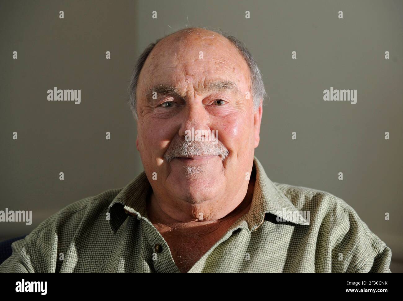 Jimmy Greaves at 70. 3/2/2010 PICTURE DAVID ASHDOWN Stock Photo