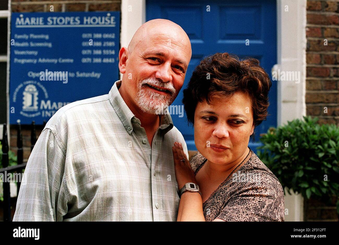 BERNARD SCHNAKENBOURG (56) FROM FRANCE WITH HIS PARTNER SANDRA RIGGS, HE IS TO RECEIVE A VASECTOMY TOMORROW AT THE MARIE STOPES HOUSE FAMILY PLANNING CLINIC IN CENTRAL LONDON. PHOTOGRAPH BY MARK CHILVERS. 13/8/00 Stock Photo