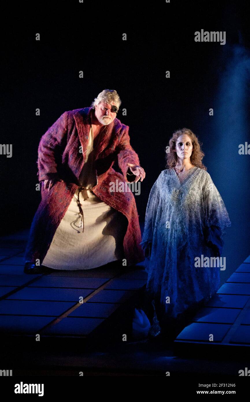 Phillip Joll (Wotan), Evelyn Krahe (Erde) in SIEGFRIED by Wagner at Longborough Festival Opera, Gloucestershire, England   23/07/2011  conductor: Anthony Negus  design: Kjell Torriset  lighting: Guy Hoare  director: Alan Privett Stock Photo