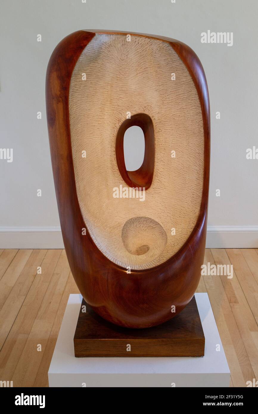 Curved Form (Oracle), 1960 by Barbara Hepworth Stock Photo