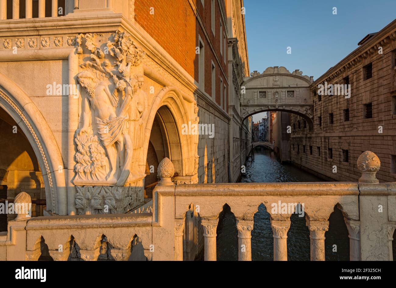 Italy,Venice,Bridge of Sighs and the Drunkenness of Noah from the Ponte della Paglia Stock Photo