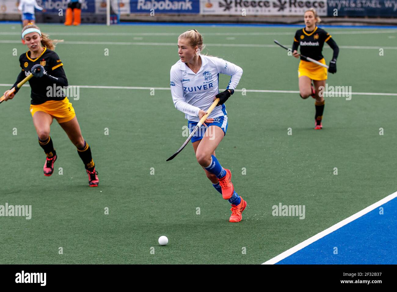 Luna fokke hires stock photography and images Alamy