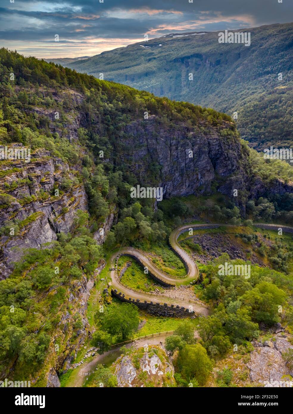 Kongevegen over filefjell hi-res stock photography and images - Alamy