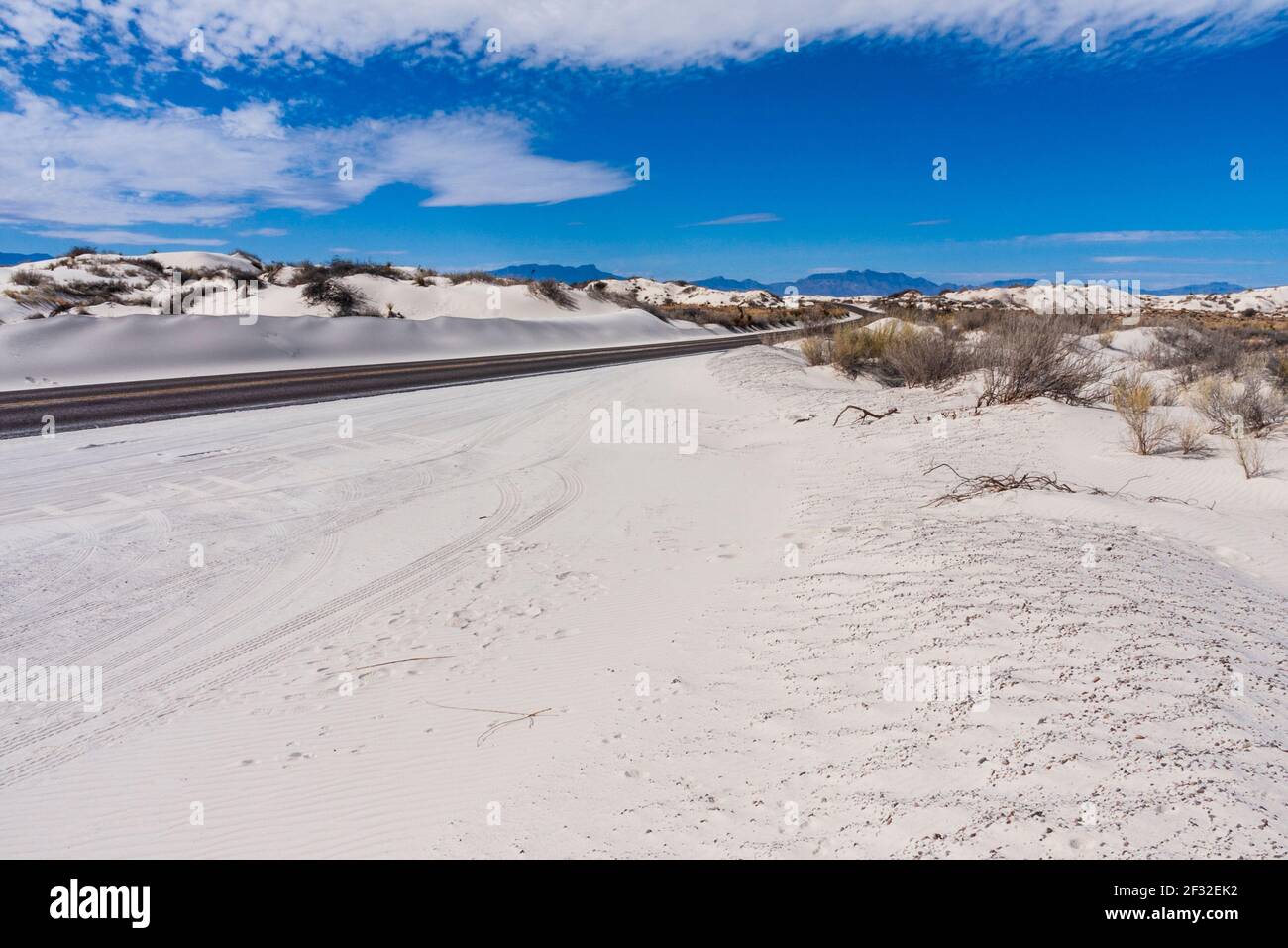 Sand dunes at White Sands National Park in New Mexico on a cold morning in February. White Sands park is at the northern end of the Chihuahuan Desert. Stock Photo