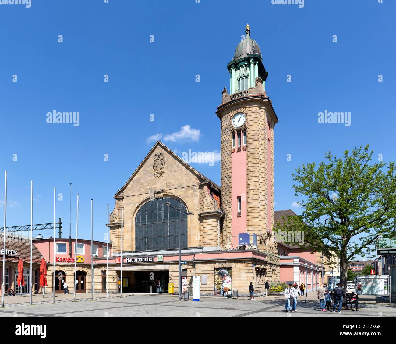 Hagen main station, reception building, Hagen, Westphalia, Ruhr area, North Rhine-Westphalia, Germany Stock Photo