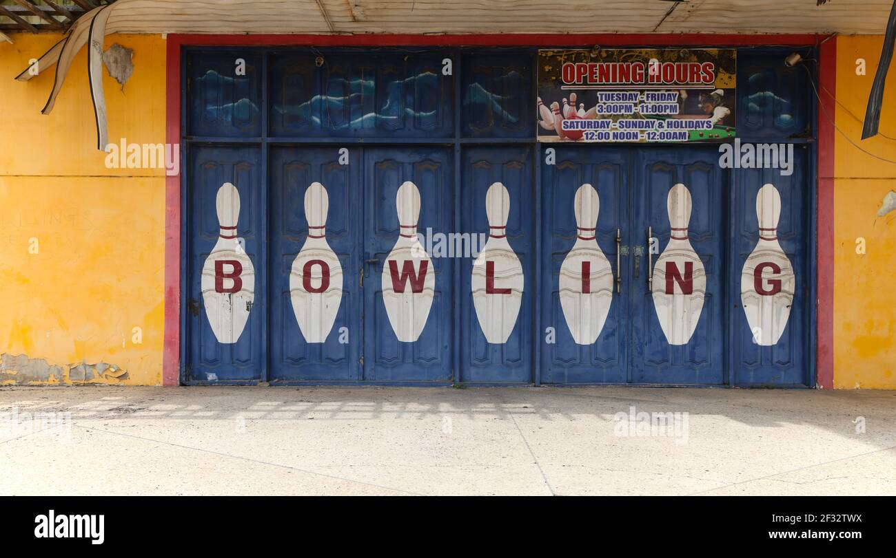 Bowling alley entrance hi-res stock photography and images - Alamy