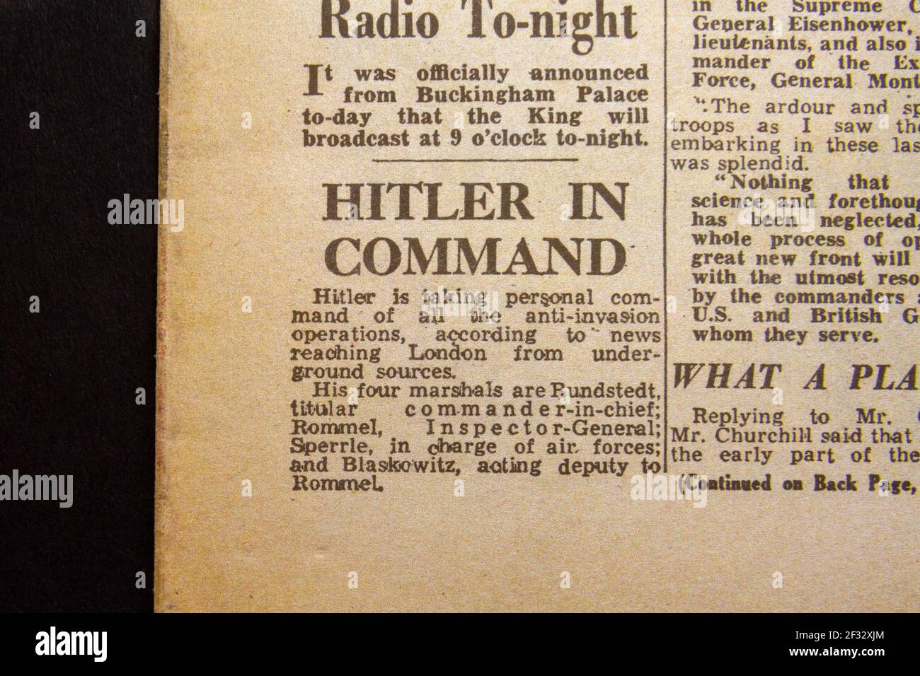 'Hitler in command' headline reporting Hitler in charge of anti-invasion operations on D-Day, Evening Standard newspaper (replica) on 6th June 1944. Stock Photo