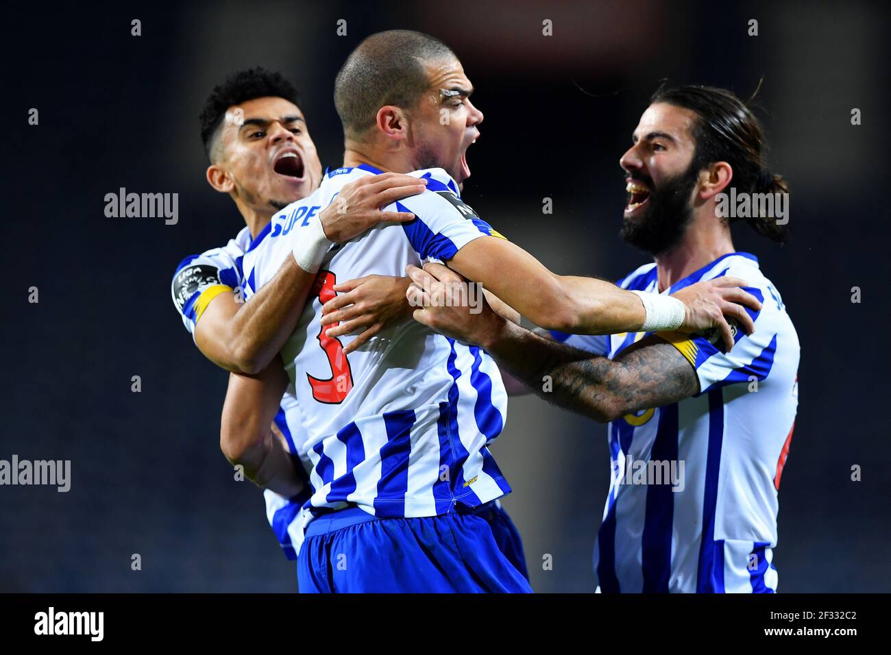 Pepe Luis High Resolution Stock Photography And Images Alamy Pepe Luis High Resolution Stock Photography And Images Alamy