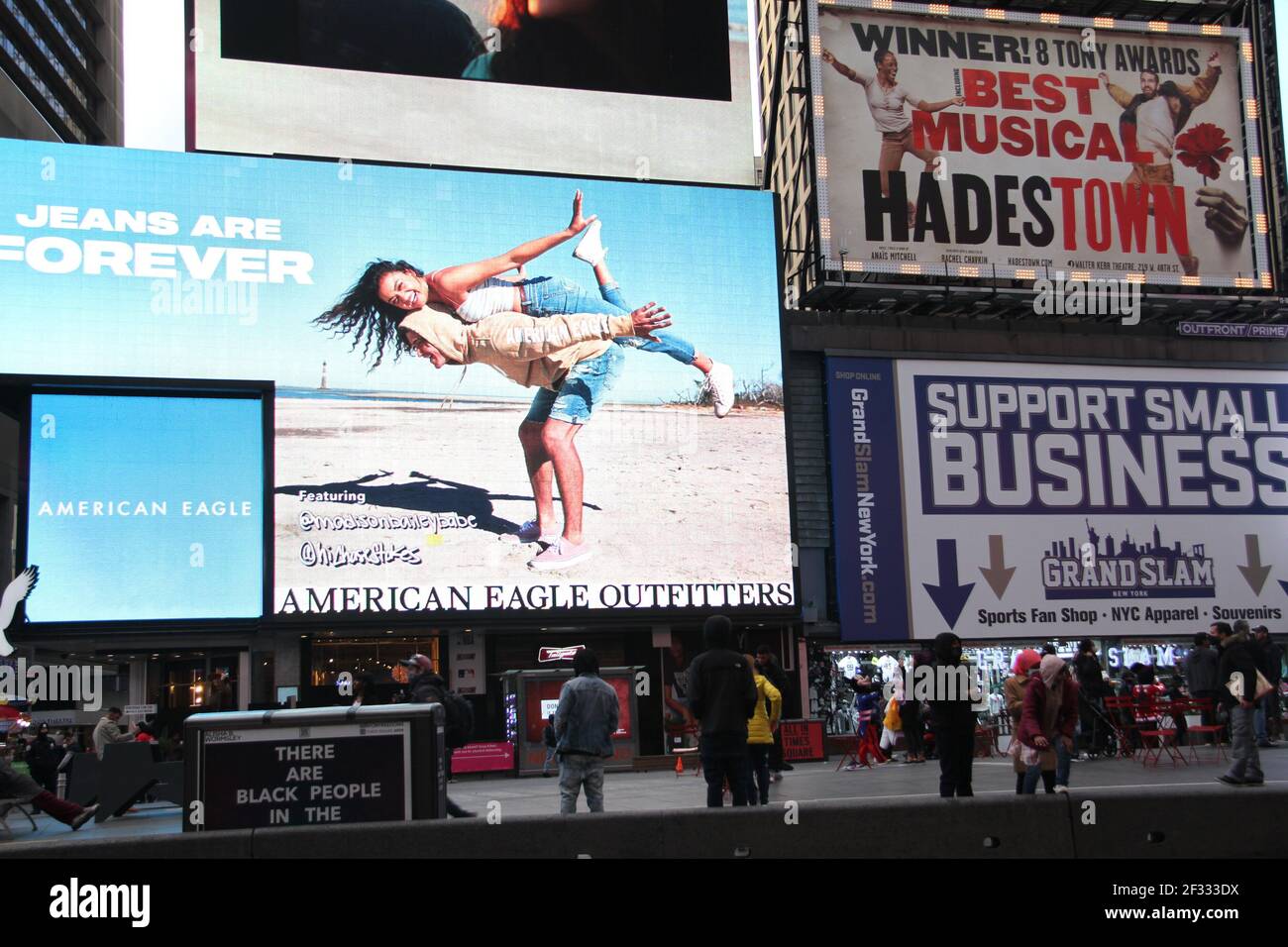 New York, USA. 14th Mar, 2021. (NEW) Movement of people as daylight saving time begins in New