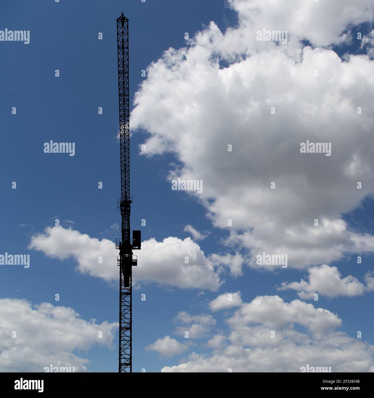 Silhouette construction crane against the sky Stock Photo - Alamy