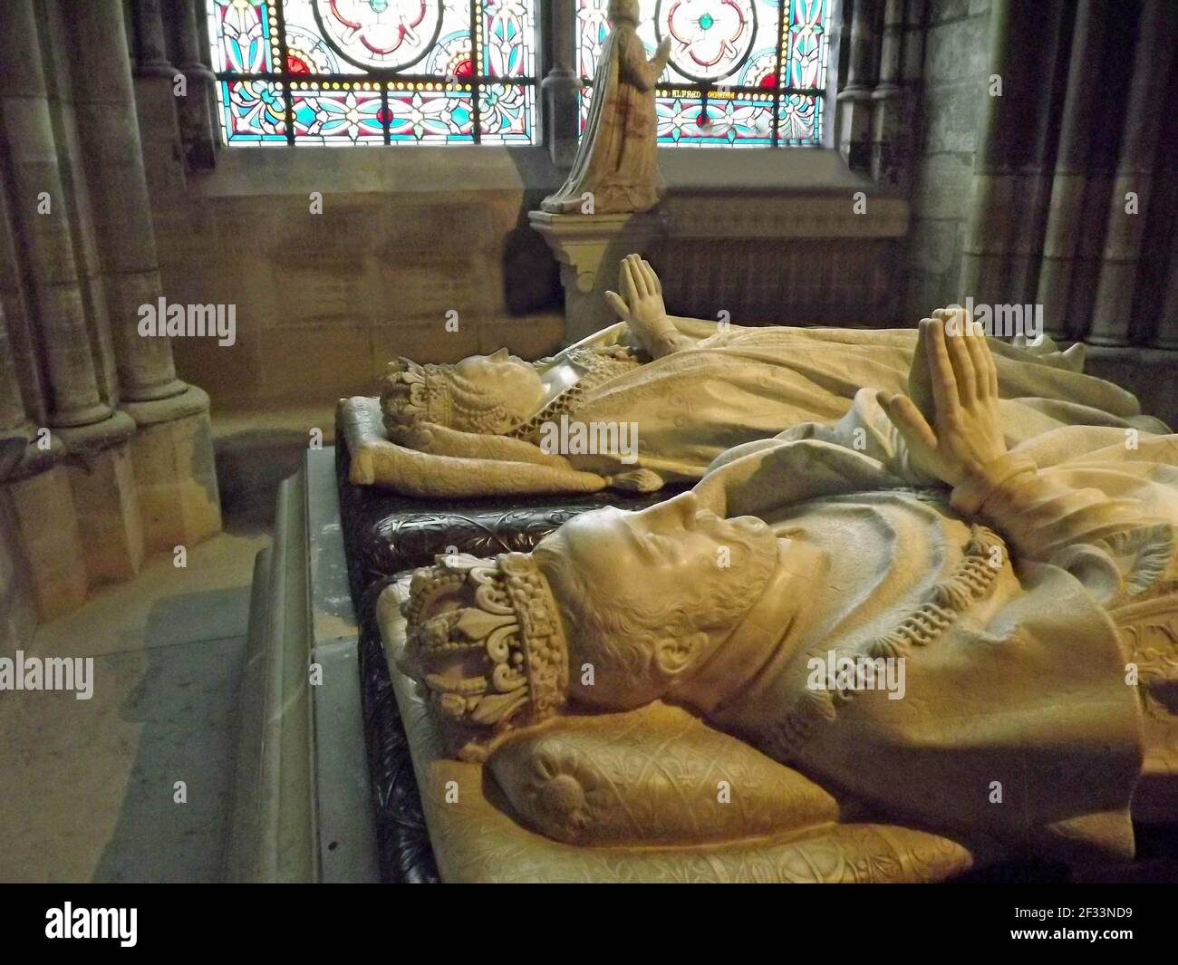 Basilique de Saint Denis, les gisants Stock Photo Alamy