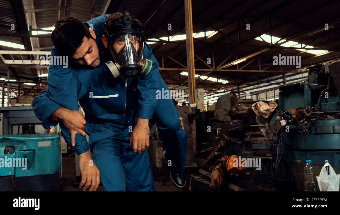 Workplace injury first aid hi-res stock photography and images - Alamy