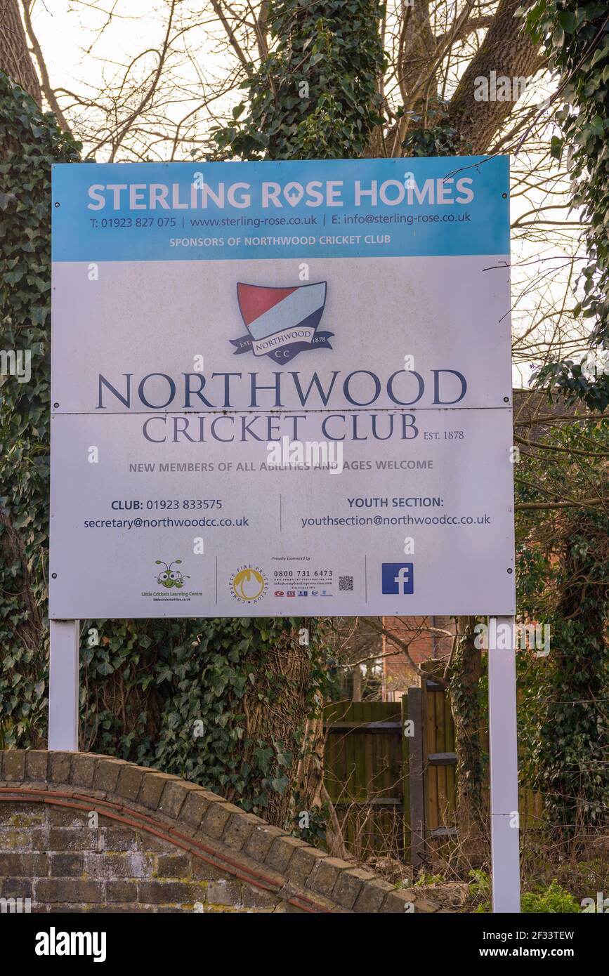 Sign board at the entrance to Northwood Cricket Club, Ducks Hill Road, Northwood, Middlesex, England, UK Stock Photo