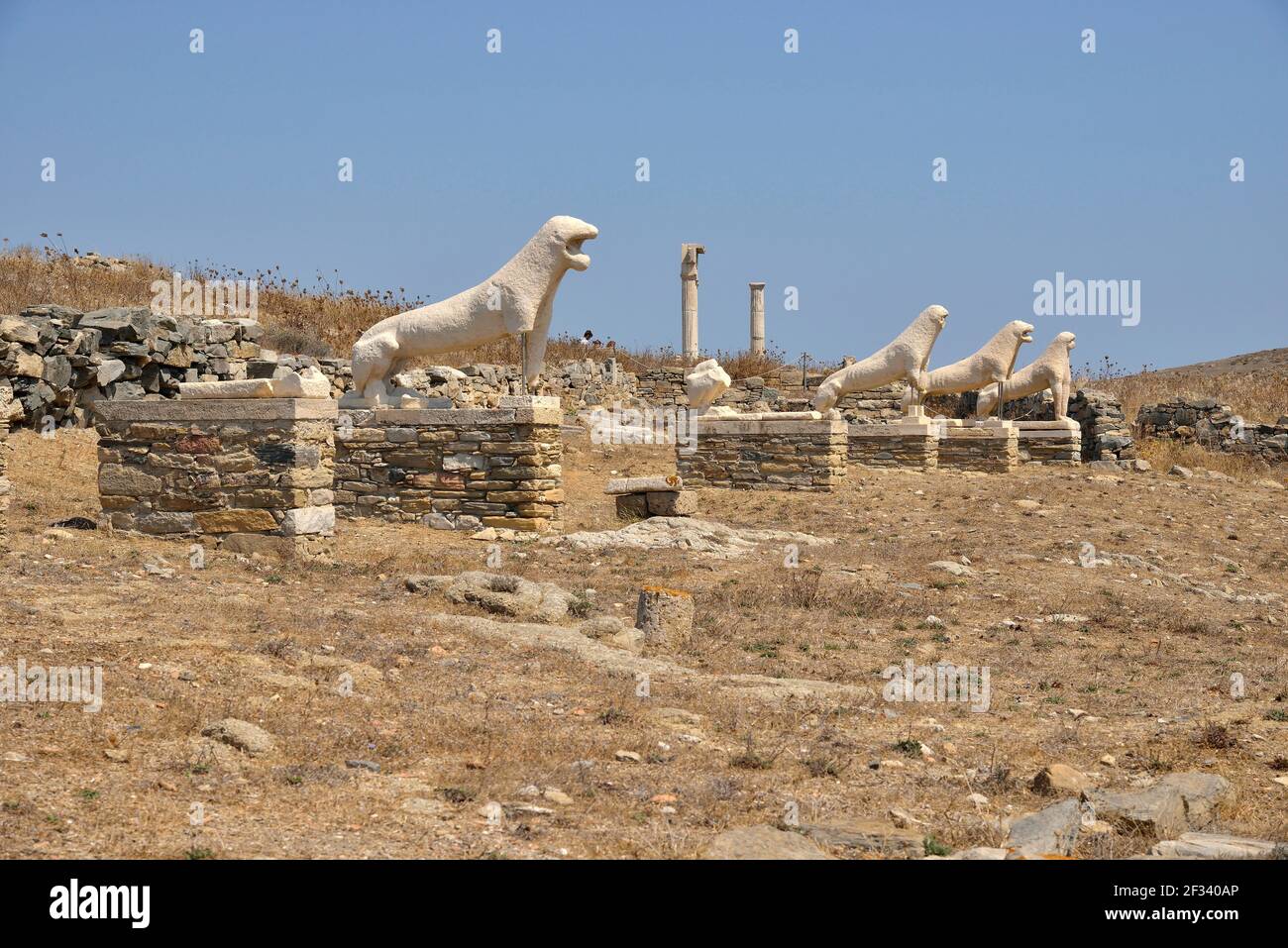 Lions of delos hi-res stock photography and images - Alamy