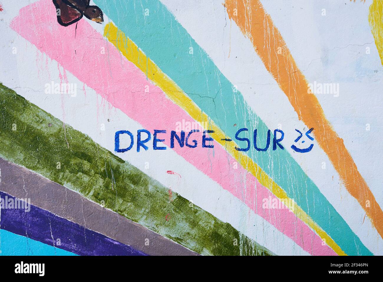 Wall colorful stripes writing hi-res stock photography and images - Alamy