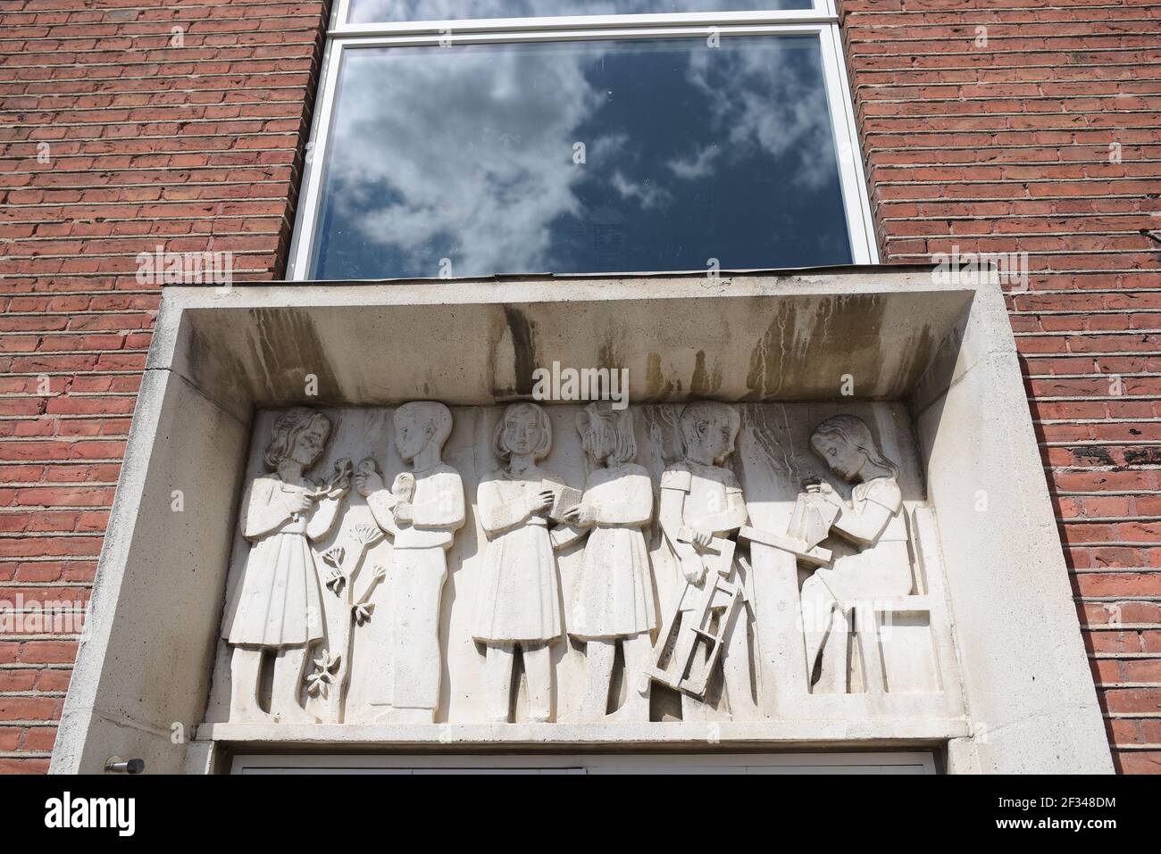 Greek classroom hi-res stock photography and images - Alamy