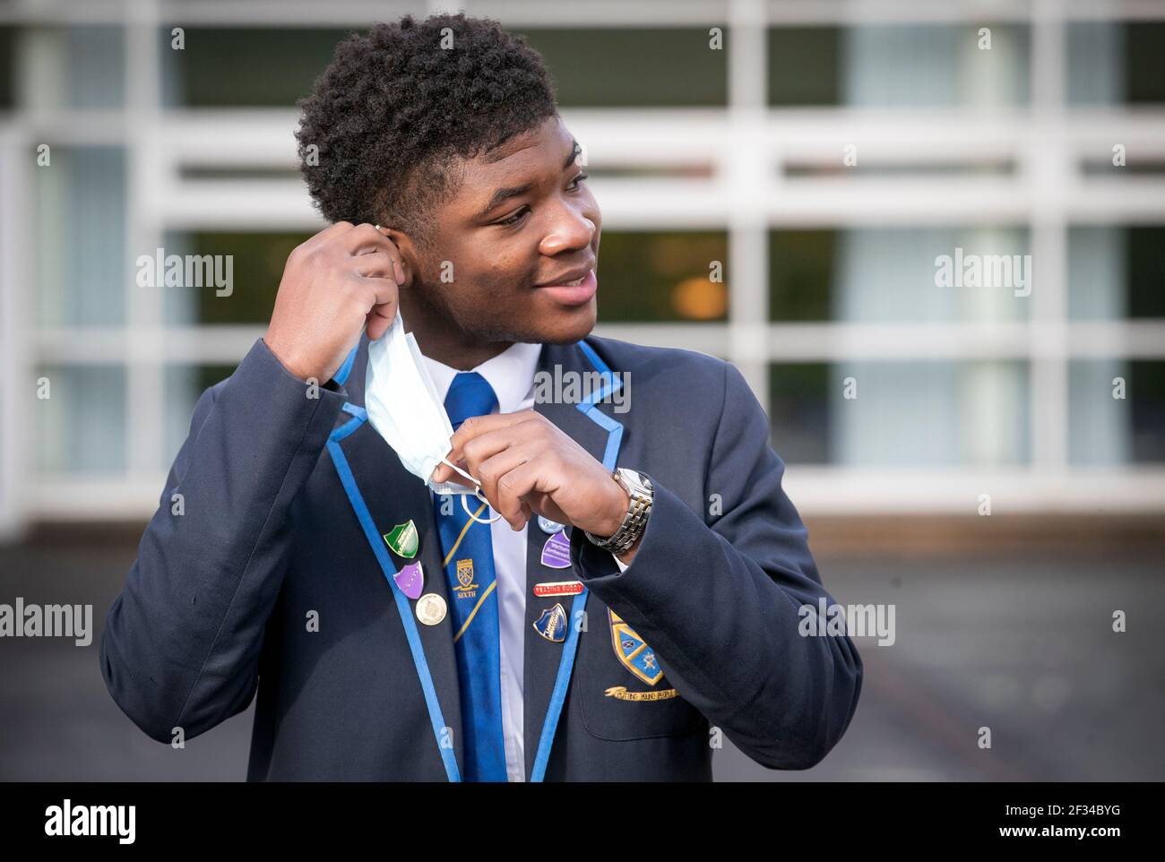 Secondary school face mask scotland hires stock photography and images