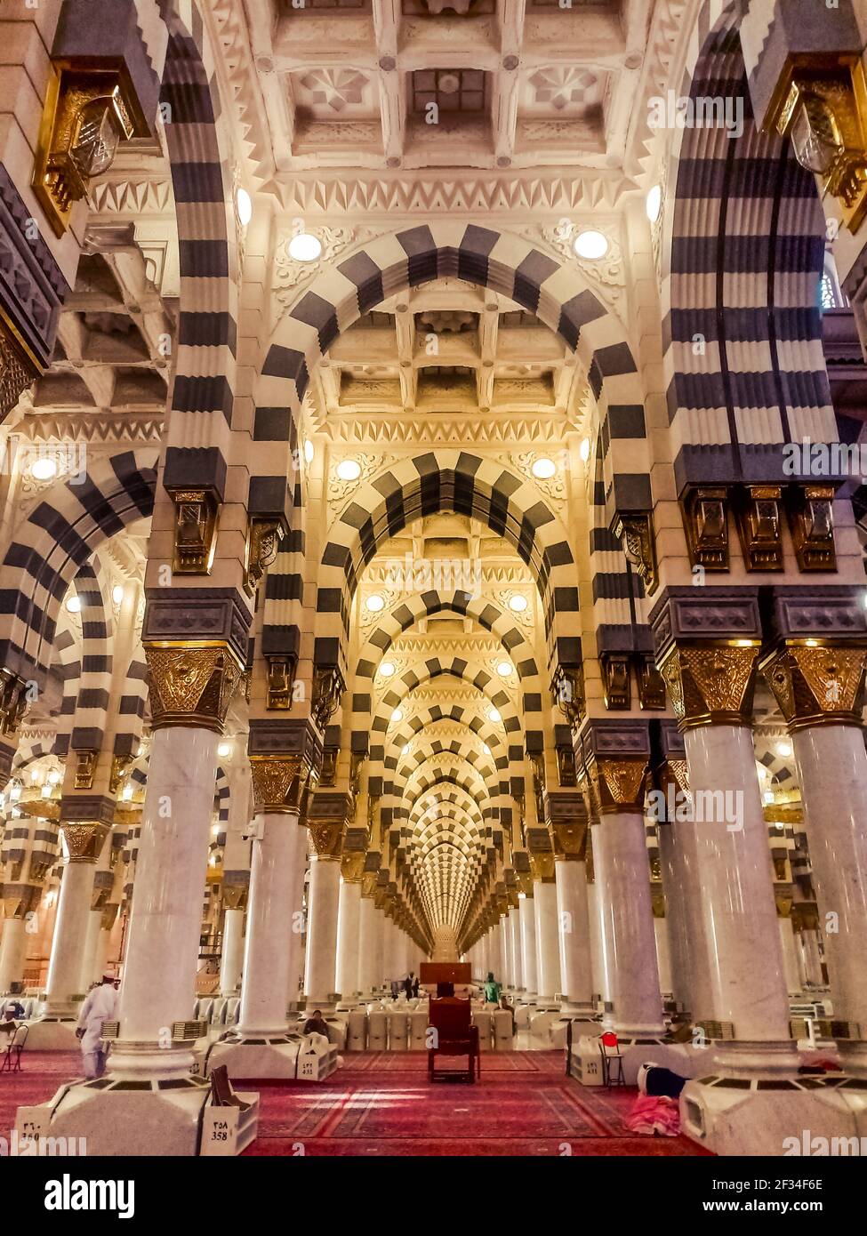 mosque of the prophet muhammad in madina, Saudi arabia Stock Photo Alamy