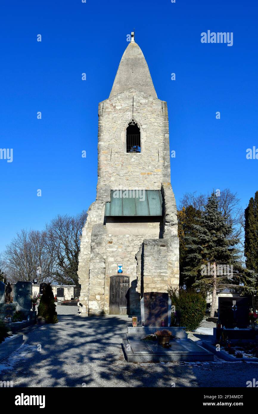 Austria, medieval church on hill named Bergkirche in Leithaprodersdorf, a listed cultural monument in Burgenland Stock Photo