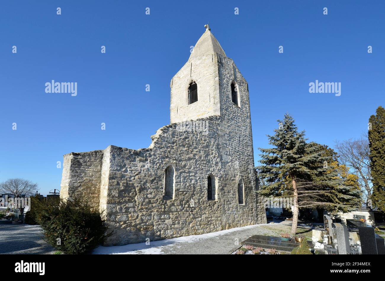 Austria, medieval church on hill named Bergkirche in Leithaprodersdorf, a listed cultural monument in Burgenland Stock Photo