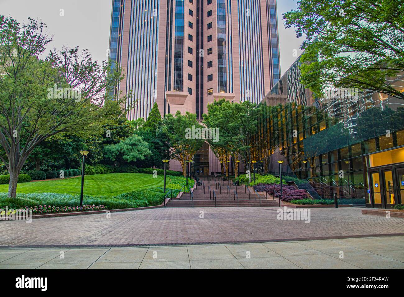 Bank of america plaza atlanta hi-res stock photography and images - Alamy