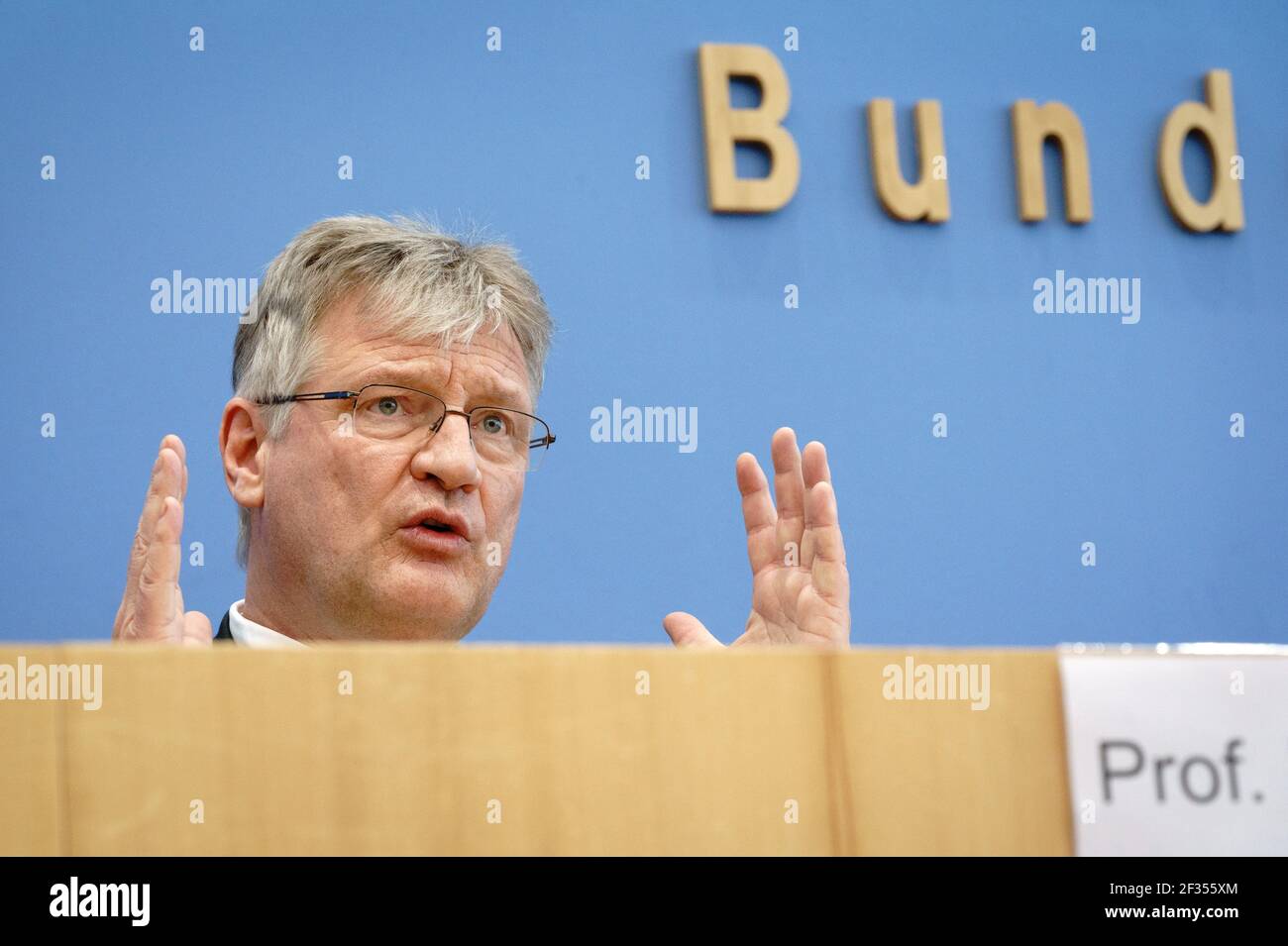 Berlin, Germany. 15th Mar, 2021. Jörg Meuthen, MEP, AfD national spokesman, gives a press conference after the state elections in Baden-Württemberg and Rhineland-Palatinate. Credit: Kay Nietfeld/dpa/Alamy Live News Stock Photo