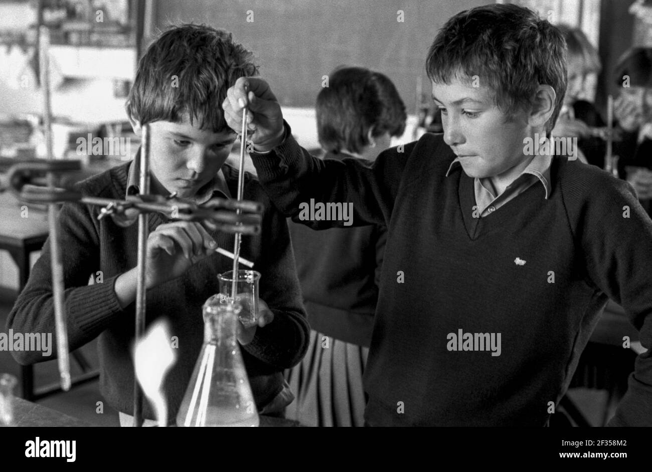 First Year Science Lesson Greenhill comprehensive School Herne Bay Stock Photo