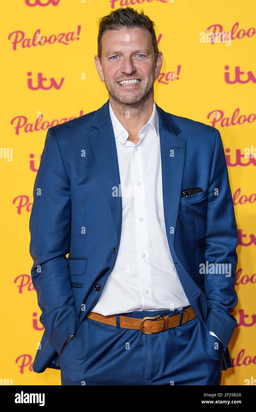 Lee sharpe hi-res stock photography and images - Alamy