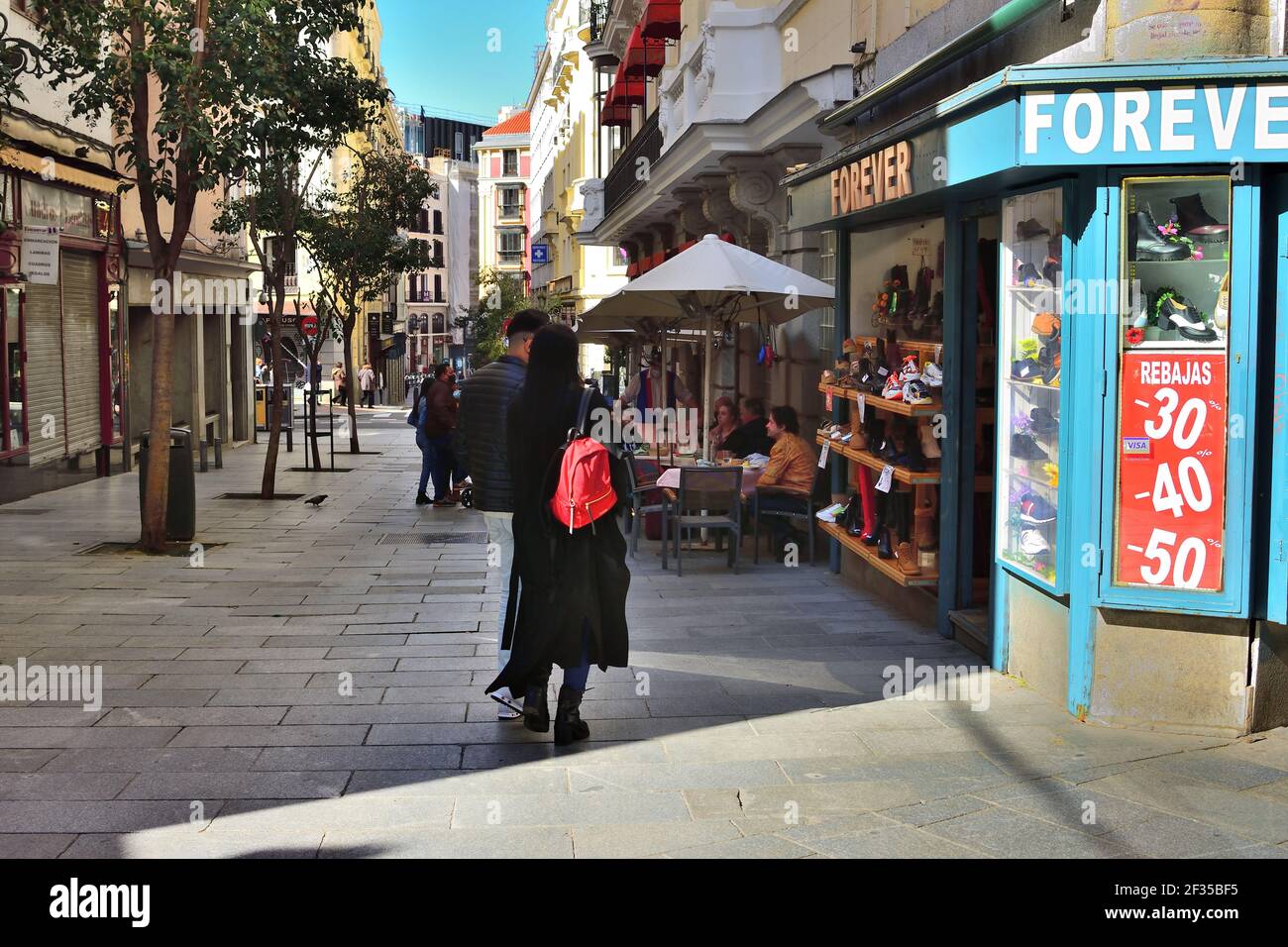 Madrid spain people walking in hires stock photography and images Alamy