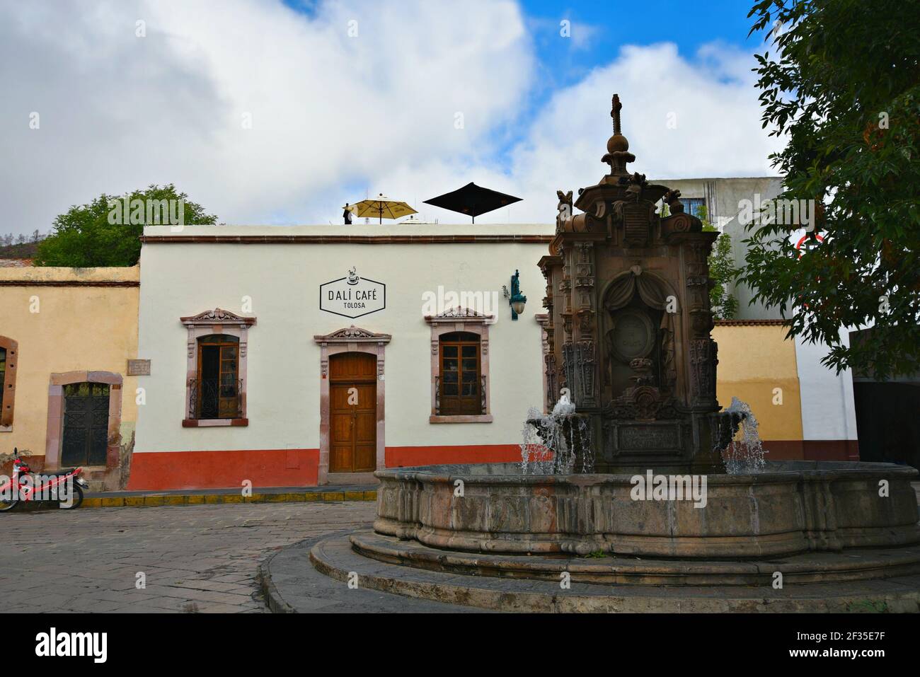 Scenic view of the ancient Baroque style water fountain Fuente de Los ...