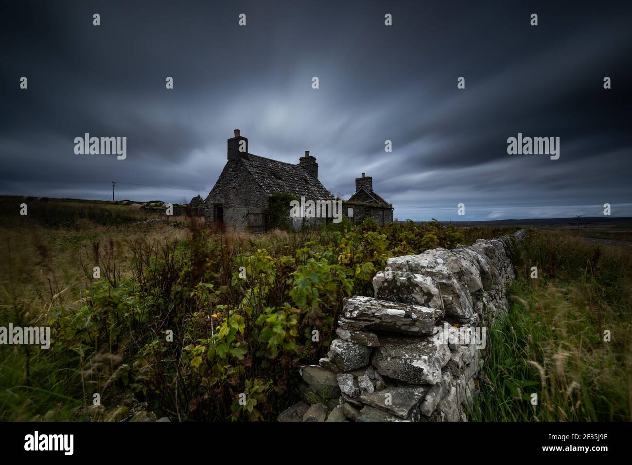 Abandoned cottage on the A99 road to John O'Groats, Scotland Stock Photo