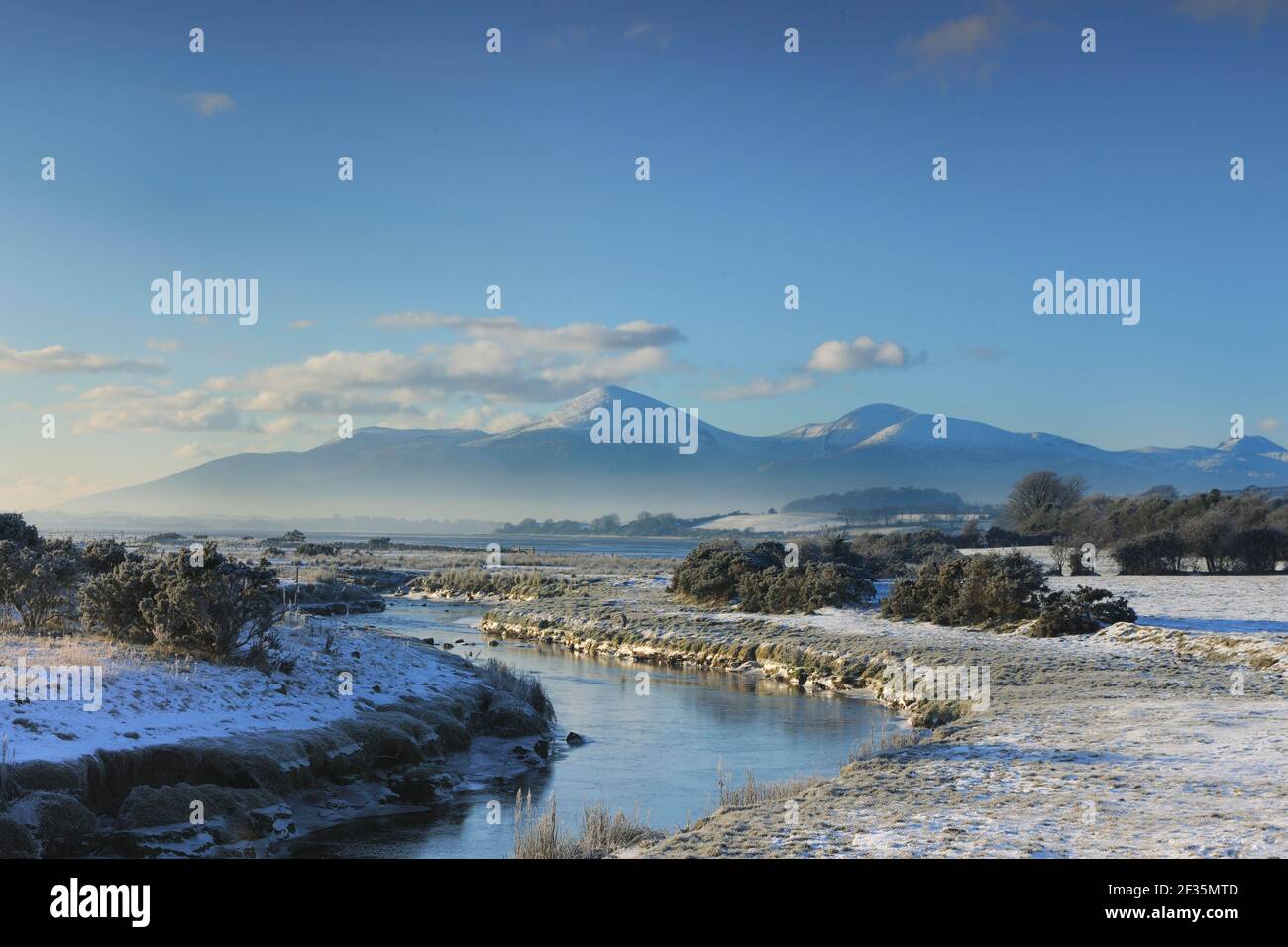 Dundrum bay winter hi-res stock photography and images - Alamy