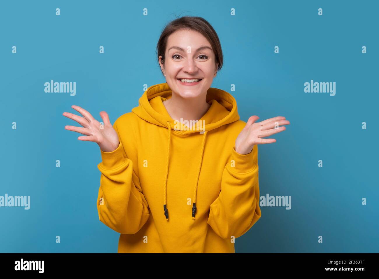Shot caucasian woman looking in hi-res stock photography and images - Alamy