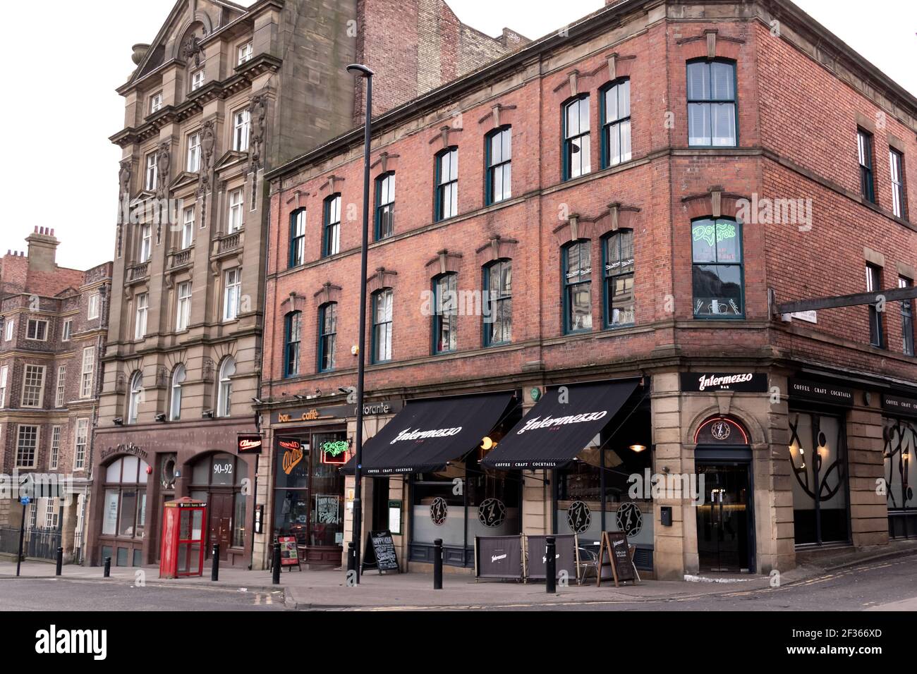 Newcastle upon Tyne UK 8th Jan 2020 Intermezzo, Alvinos and Don Vitos pub cafe exterior Stock