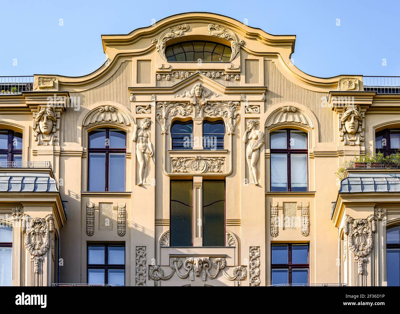 Berlin, Altbau-Fassade Stock Photo