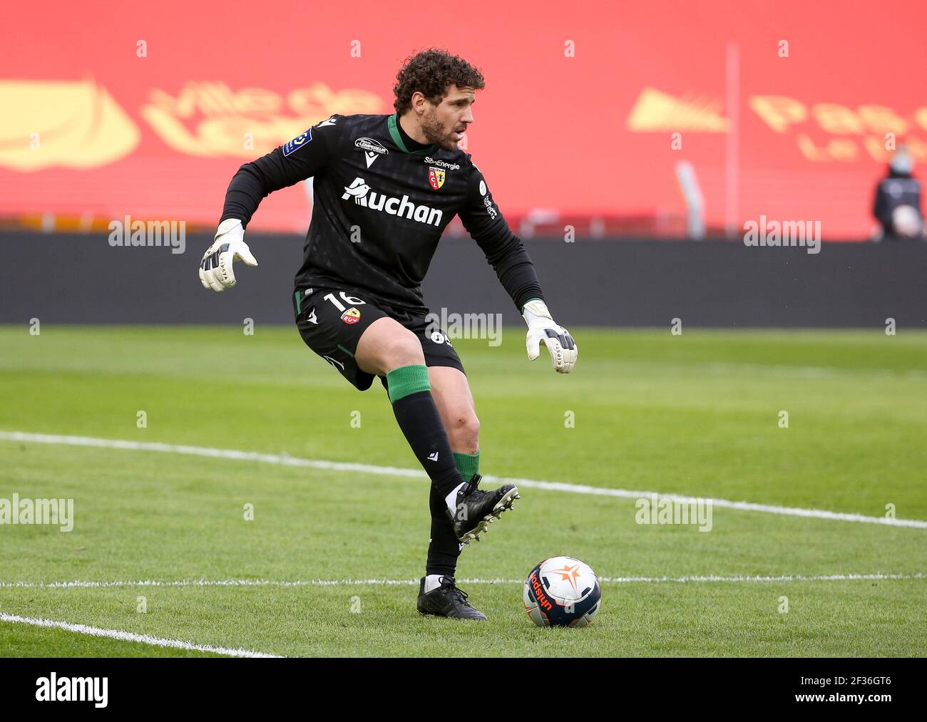 Goalkeeper of Lens Jean-Louis Leca during the French championship Ligue 1  football match between RC Lens and FC Metz on March 14, 2021 at Stade  Bollaert-Delelis in Lens, France - Photo Jean