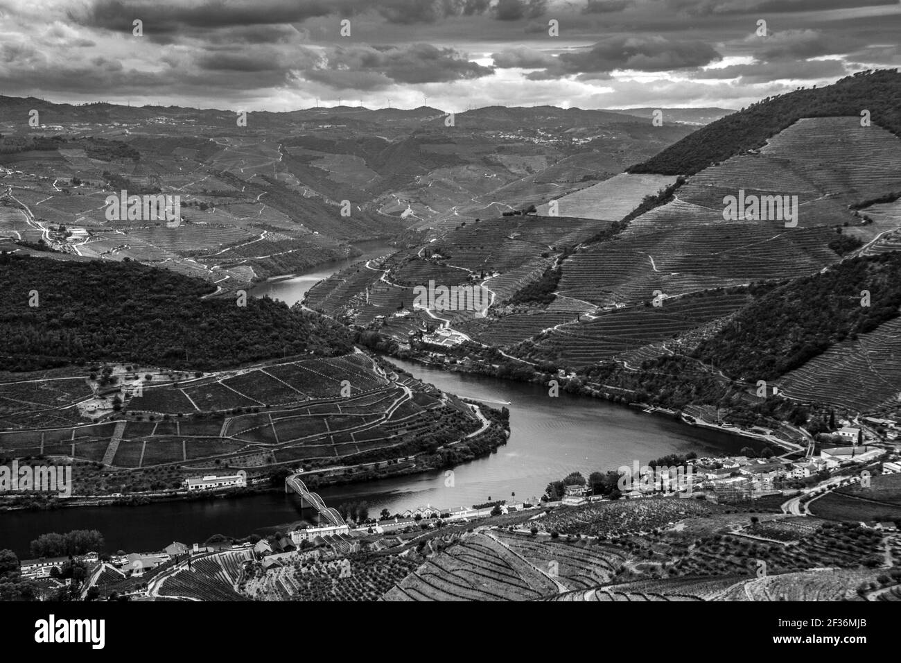 Grow mountains Black and White Stock Photos & Images - Alamy