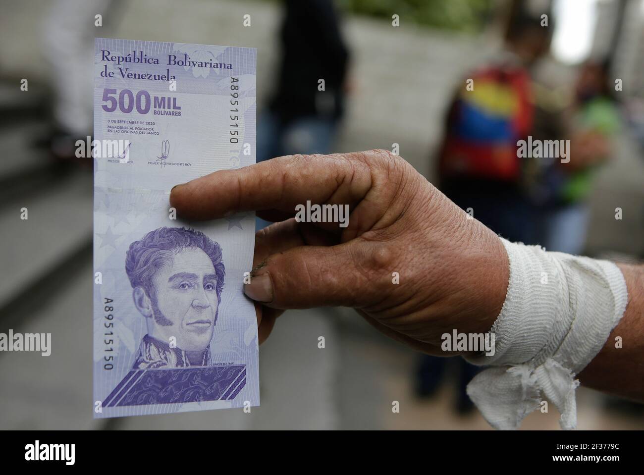Venezuelan bolivares 500 hires stock photography and images Alamy