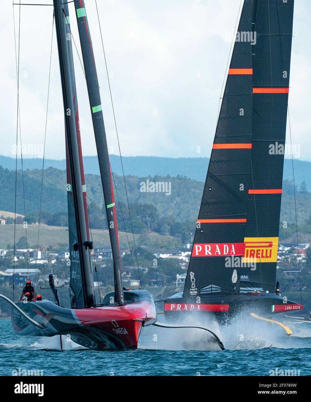Auckland, New Zealand, 15 March, 2021 -  Defender's  Emirates Team New Zealand (ETNZ), skippered by Peter Burling on Te Rehutai and Italian challengers Luna Rossa Prada Pirelli, co-helmed by Jimmy Spithill and Francesco Bruni on Luna Rossa, during Day 5, Race 7, of the 36th America's Cup.  Credit: Rob Taggart/Alamy Live News Stock Photo