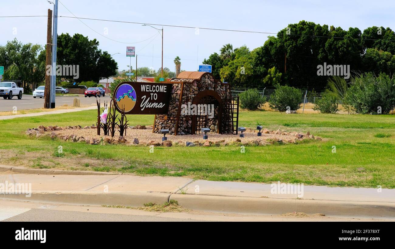 to Yuma sign at one of the street entrances to Yuma, Arizona