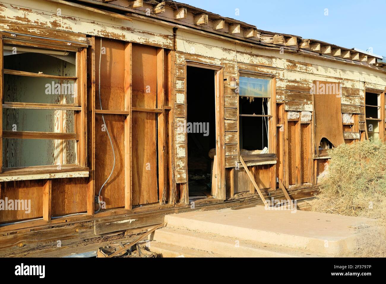 Exterior of an abandoned home in the Arizona desert, near Roll and