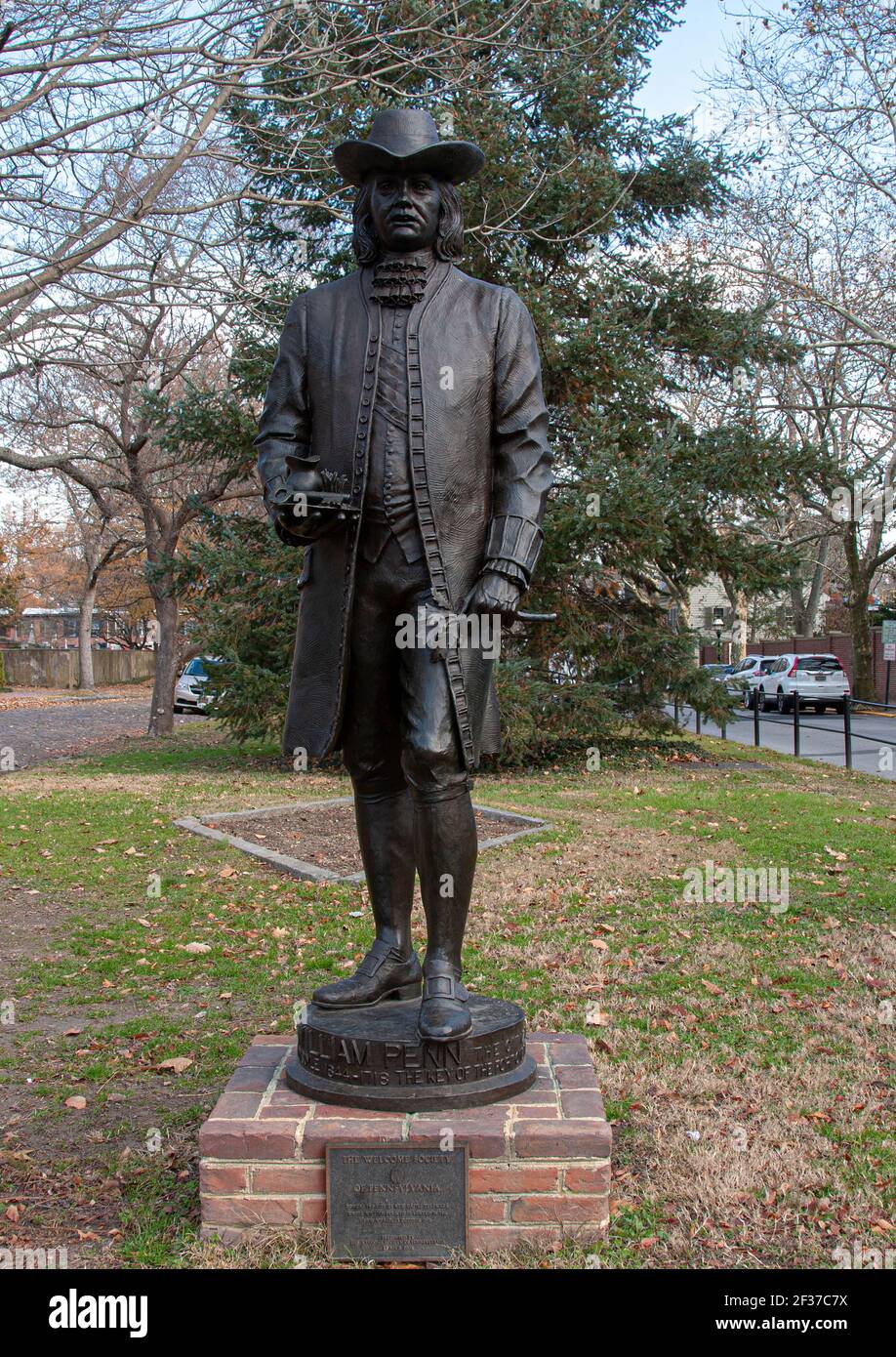 Delaware, New Castle, First State National Park, Fort Casimir, bronze  statue of William Penn, Charles Parks, sculptor Stock Photo - Alamy