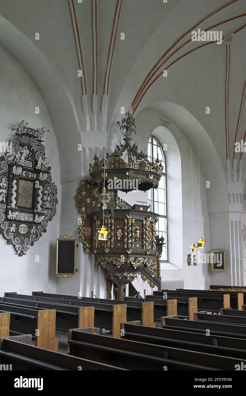 Sweden, Schweden; Gammelstad Church Town; Kirchendorf; Nederluleå Church - interior; Richly decorated wooden pulpit. Reich verzierte Holzkanzel. Stock Photo