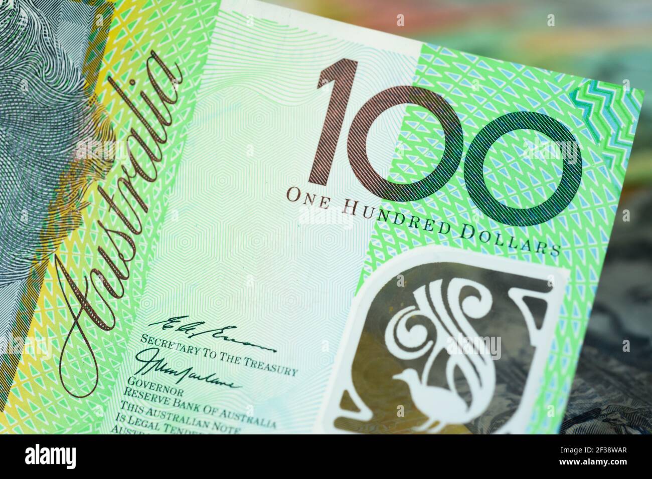 close-up-of-100-australian-dollar-aud-banknote-stock-photo-alamy