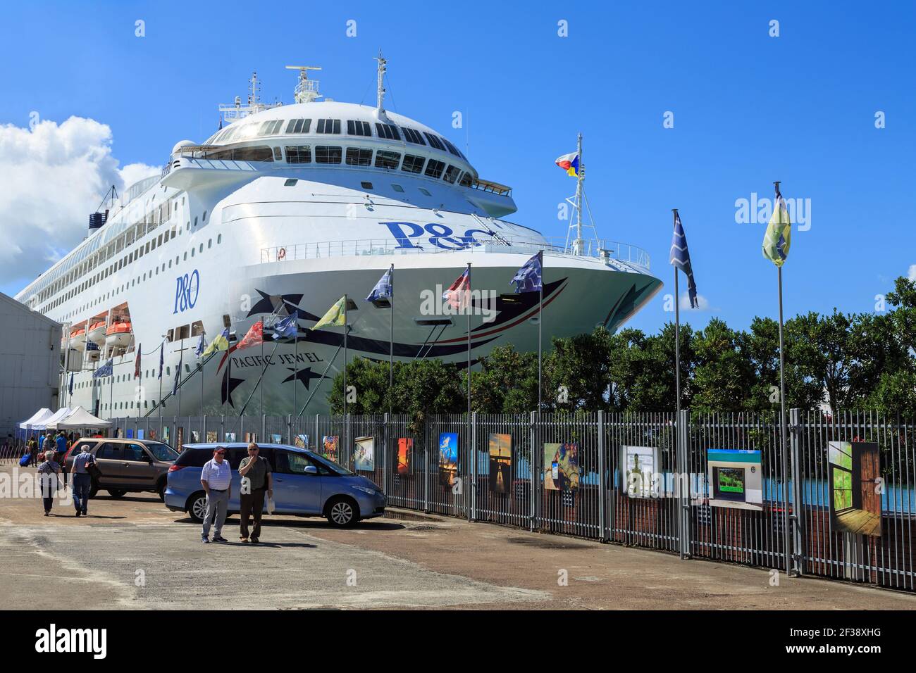 Cruise Ship In Port Island Hd Mobile Wallpaper Peakpx