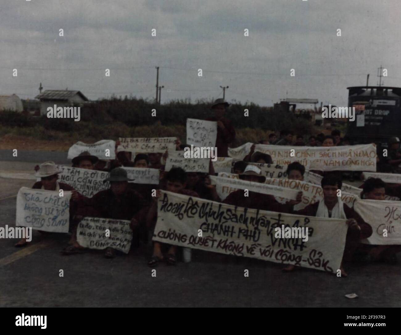 Prisoners refuse repatriation, Bien Hoa Air Base, 25 March 1973. Stock Photo