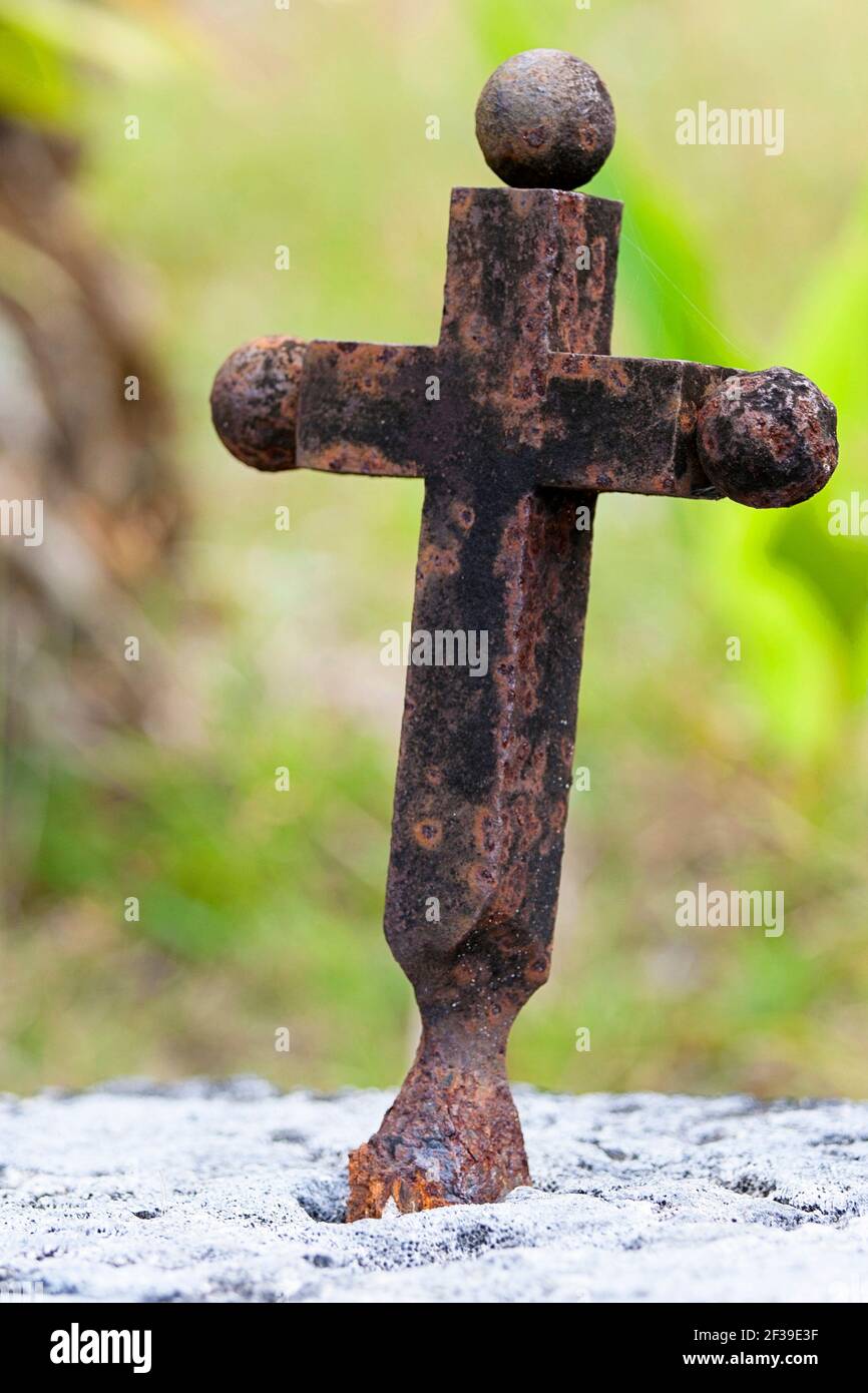 pirate cemetery on ile Saint Marie Nosy Boraha Stock Photo Alamy