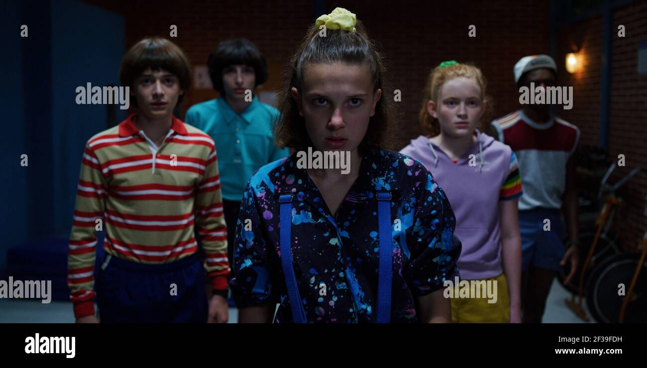 CALEB MCLAUGHLIN, FINN WOLFHARD, MILLIE BOBBY BROWN, NOAH SCHNAPP and SADIE SINK in STRANGER THINGS (2016), directed by MATT DUFFER and ROSS DUFFER. Season 3 x 4. Credit: 21 LAPS ENT/MONKEY MASSACRE / Album Stock Photo